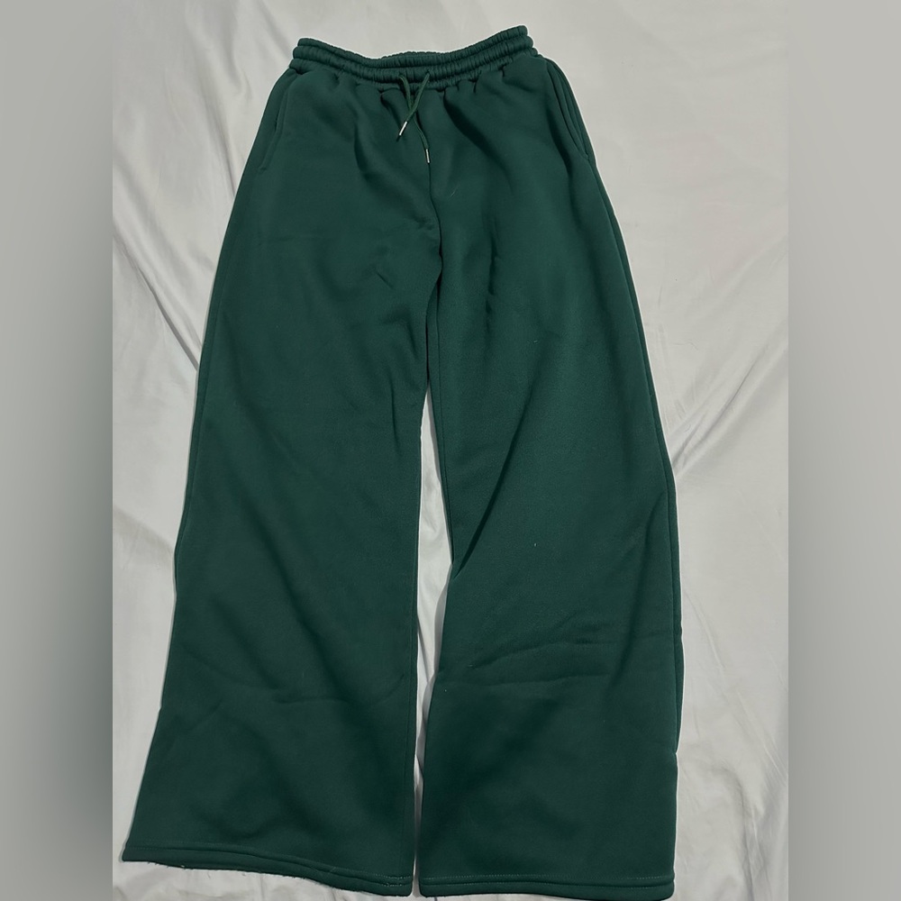 FOREST GREEN SWEATPANTS